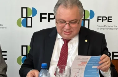 Florentino Neto (PT-PI), presidente da Frente Parlamentar das ZPEs, lidera ranking dos Deputados Federais mais atuantes do Piauí